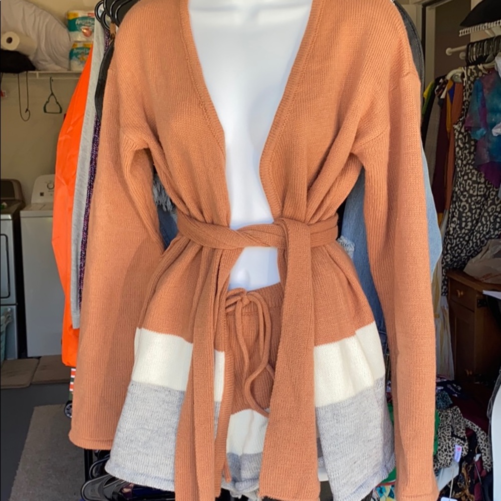 Two piece short set